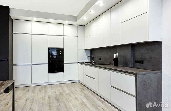 Угловая кухня с мдф фасадами