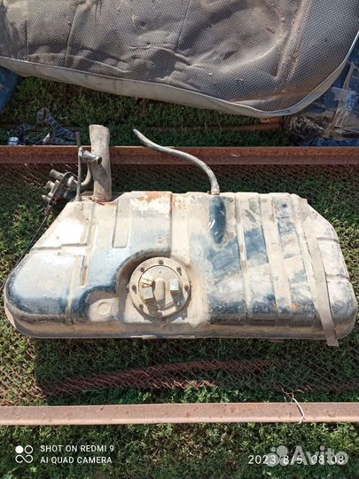 Топливный бак с насосом ваз 2115