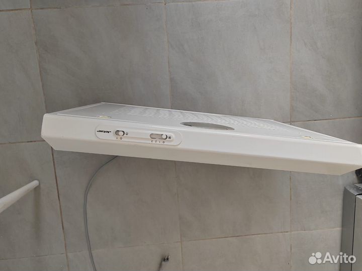 Вытяжка для кухни 60 см
