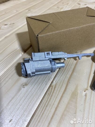 Личинка замка зажигания Honda Accord 7,8 CU2 CU1