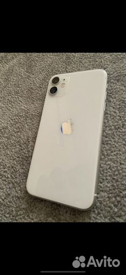 Продам iPhone 11