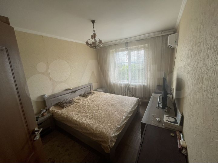 2-к. квартира, 56 м², 8/9 эт.