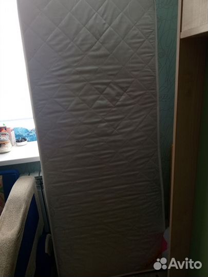 Детская двухярусная кровать с матрасом бу