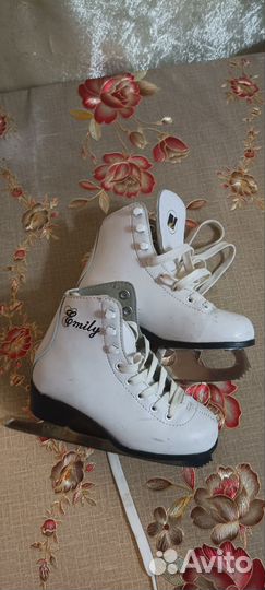 Коньки фигурные 30 размер (EU)