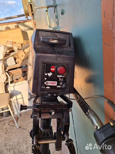 Подвесной лодочный мотор