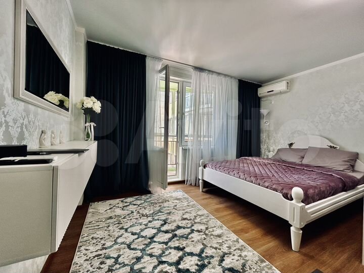 1-к. квартира, 55 м², 3/17 эт.