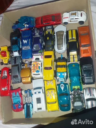 Hot wheels машинки