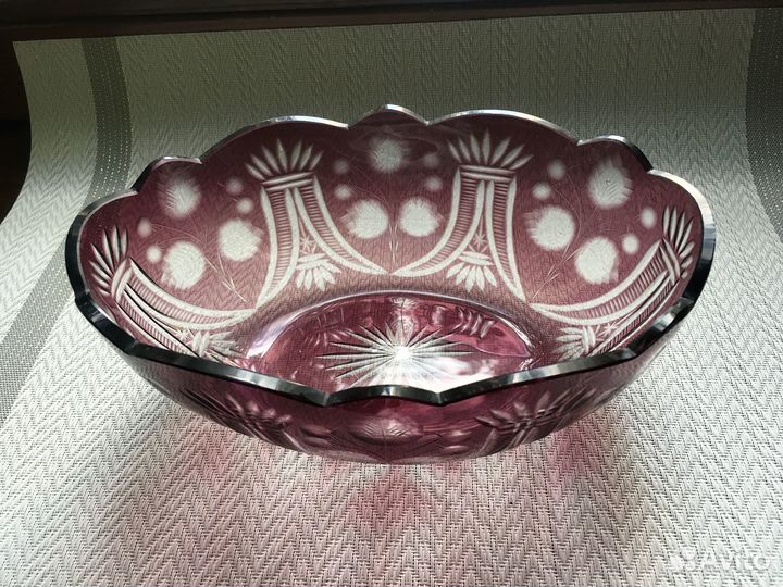 Вазочка - ладья марганцевый хрусталь