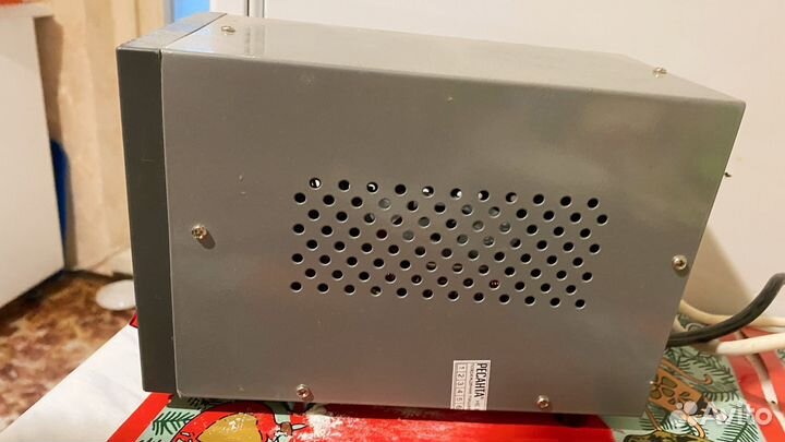 Стабилизатор напряжения