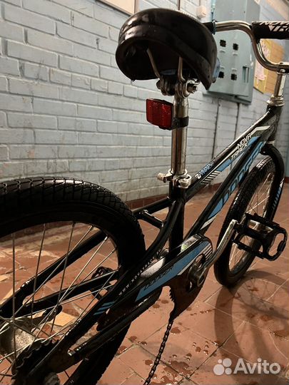 Novatrack dodger велосипед