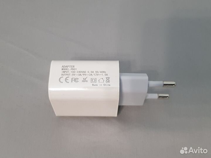 Адаптер питания USB-Type C мощностью 20W