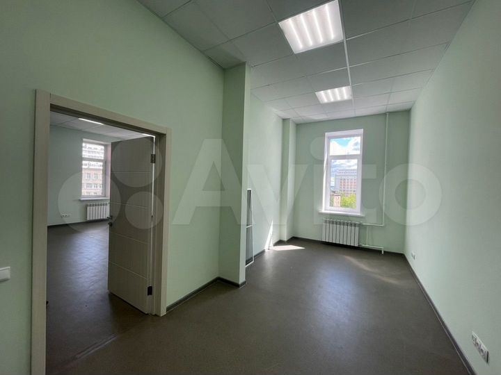 Офис с водой и канализацией на Ставского, 56 м²