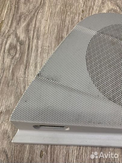 Сетка динамика передняя левая Mercedes E-Class