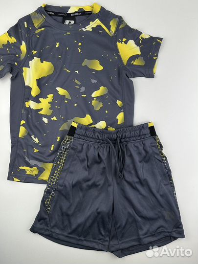 Костюм детский Russell 104-110 4/5лет новое