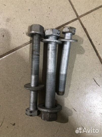 Болты редуктора задние Bmw 5 E60