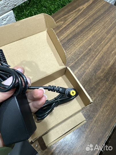 Блок питания acer + шнур 19v 2.1a 5.5X1.7