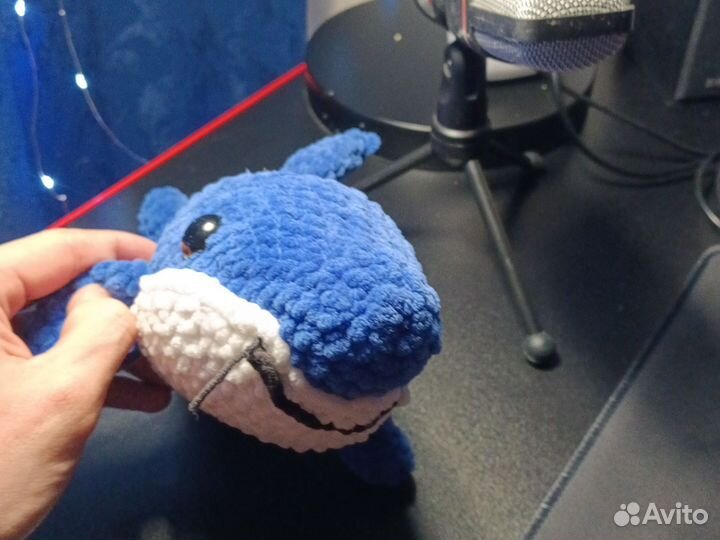 Дельфин вязанный