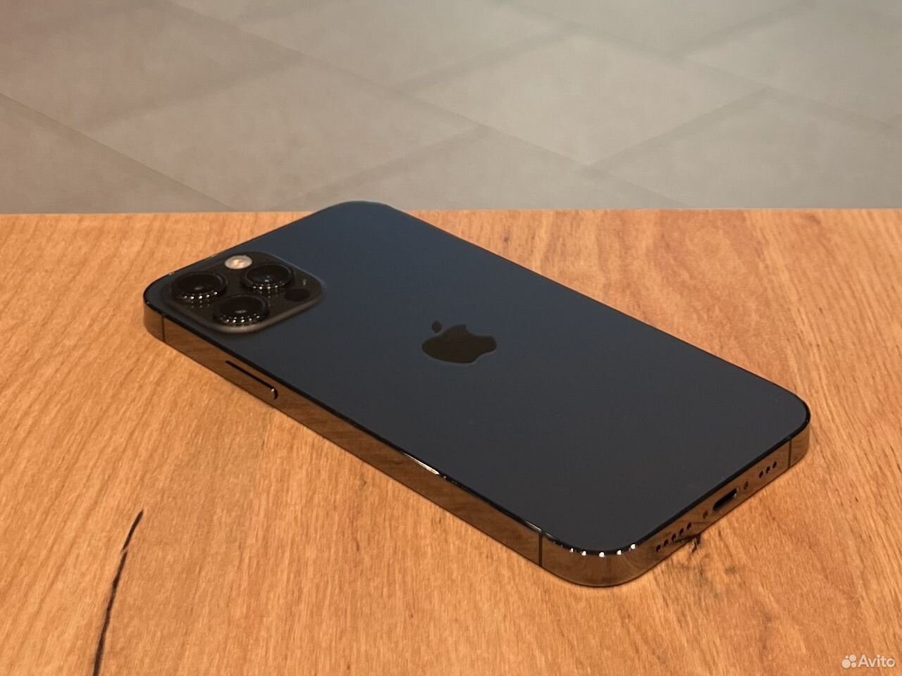 iPhone 12 Pro, 256 ГБ, SIM + eSIM