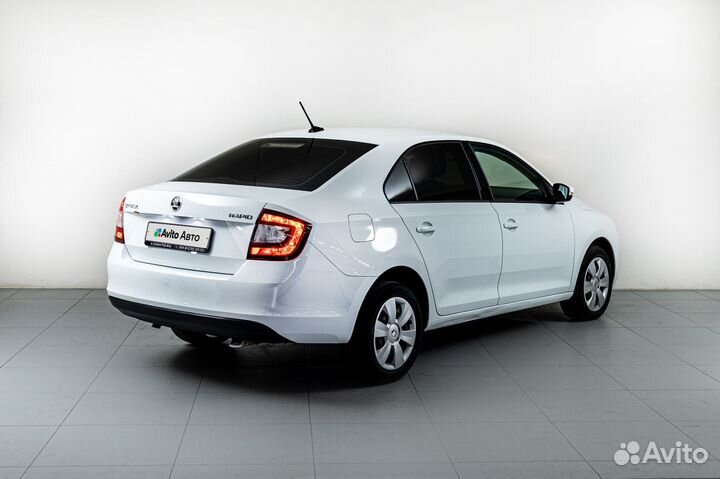 Skoda Rapid 1.6 AT, 2018, 68 910 км