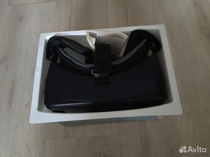 Очки виртуальной реальности samsung gear vr