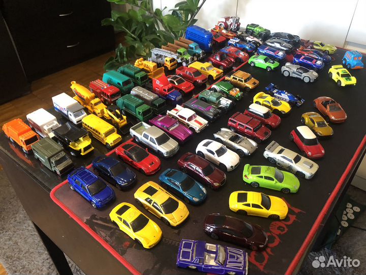 Машинки матчбокс