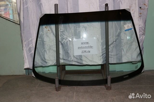 Лобовое стекло Ford Mondeo II