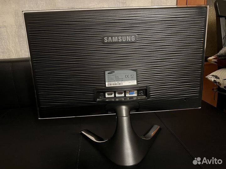 Монитор samsung bx2250