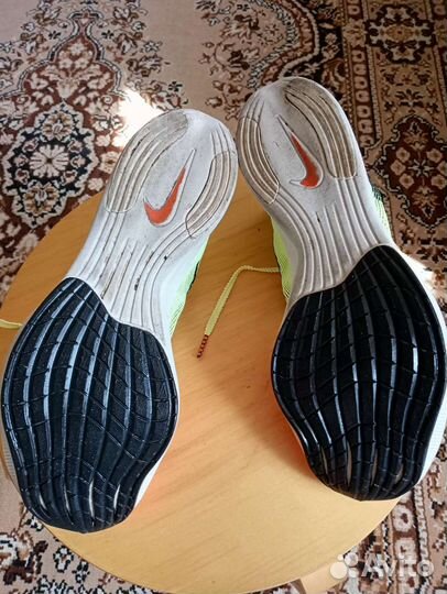 Беговые кроссовки nike