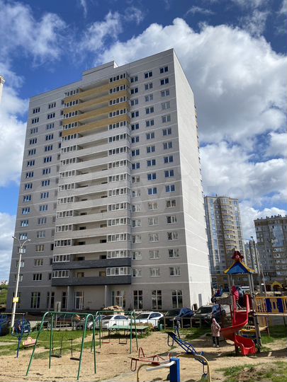 2-к. квартира, 67 м², 3/12 эт.