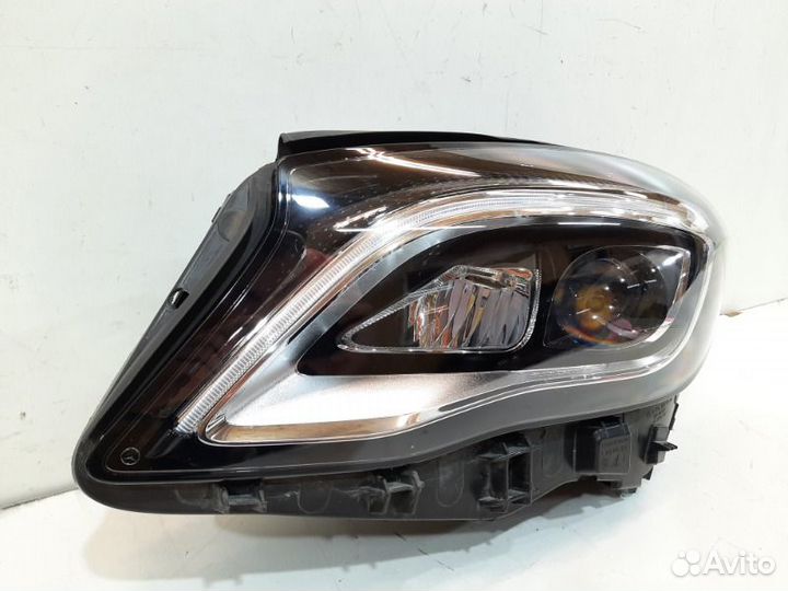 Фара передняя левая Mercedes-Benz Gla X156