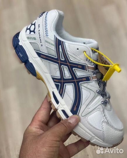 Кроссовки весна-лето