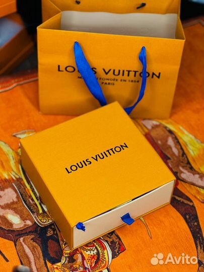 Маленький поднос Louis Vuitton