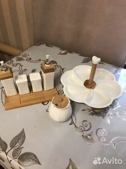 Сахарница, менажница, набор для специй