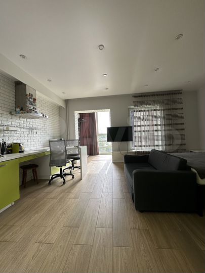 Квартира-студия, 33 м², 4/14 эт.