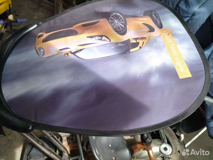 Детский велосипед с ручкой бу и игрушки