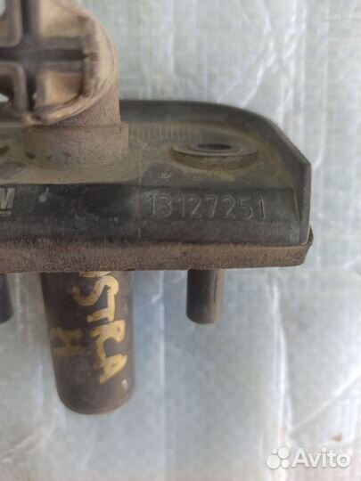 Фланец системы охлаждения Opel Astra h