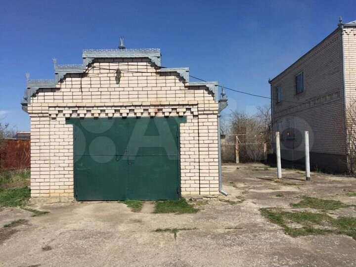 Дом 398 м² на участке 17 сот.