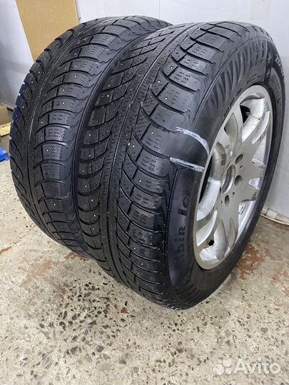 Matador MP 30 Sibir Ice 2 215/65 R16