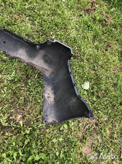 Бампер задний nissan patfender