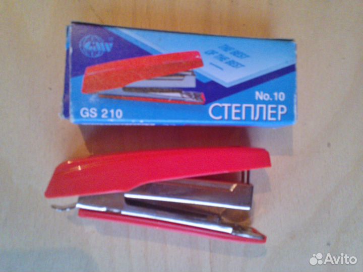 Степлер под бумагу