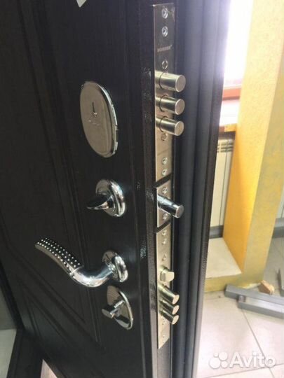 Дверь входная 10см