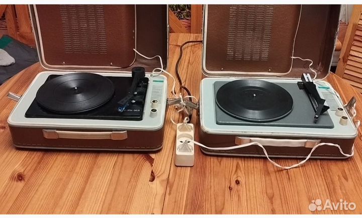 Проигрыватель винила Юность 301 электрофон
