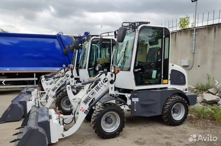 Фронтальный погрузчик Bull SL100, 2023