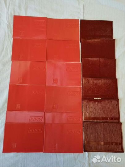 Обложки СССР для партбилета 1974 года с этикеткой