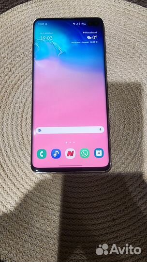 Samsung Galaxy S10+, 6/128 ГБ