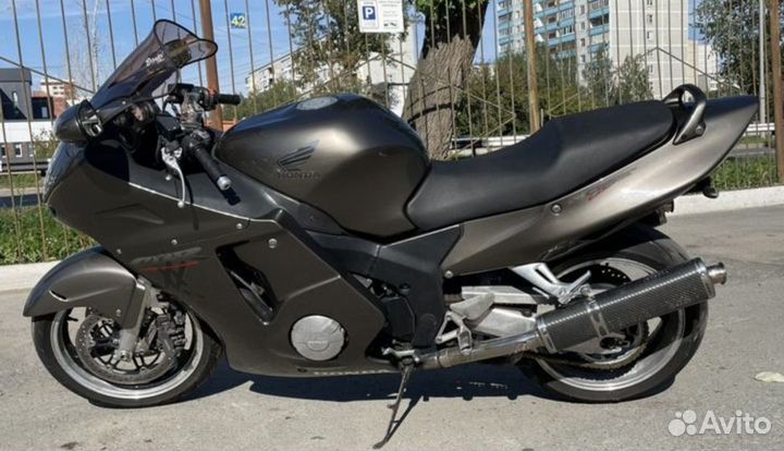 Honda CBR1100XX в Отс1998г. Без пробега по РФ