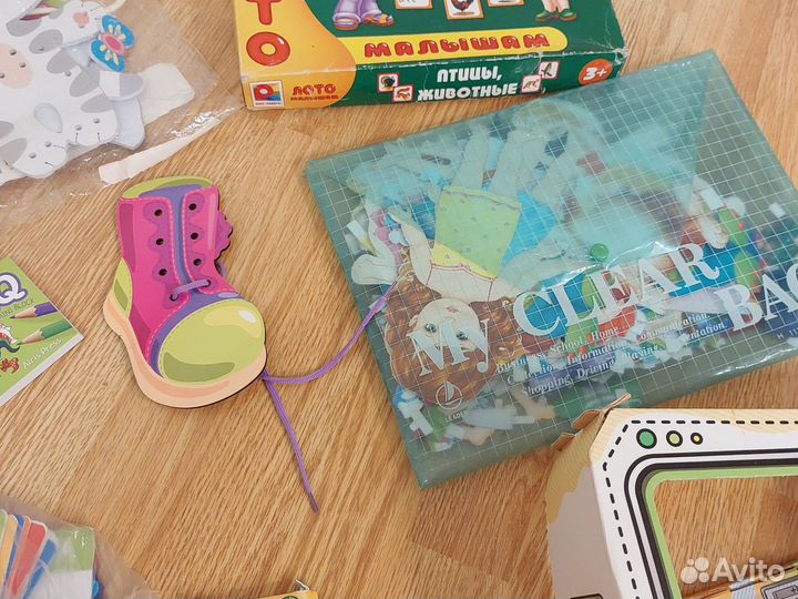 Развивающие игрушки пакетом 14 шт