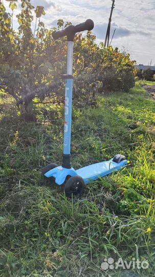 Самокат детский трехколесный trolo maxi