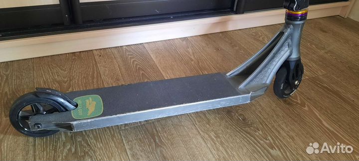 Трюковой самокат кастом парк