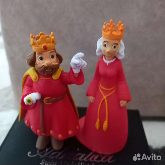 Фигурки пара король королева